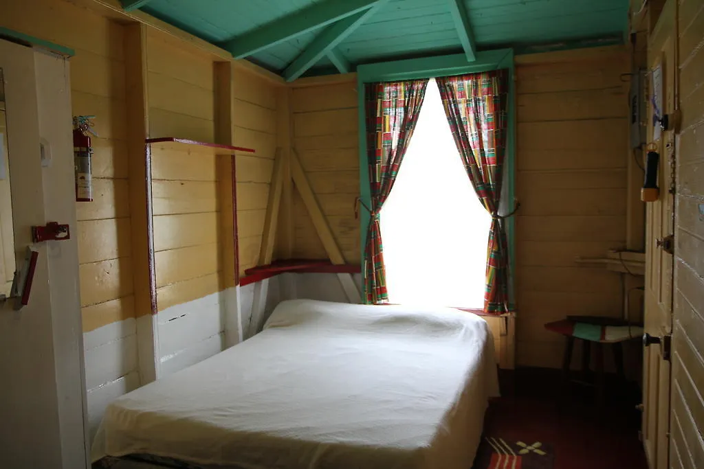 Finjam Cottage Port Antonio Couette-café